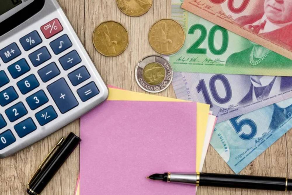 How To Manage Money Wisely: Tips For FInancial Success